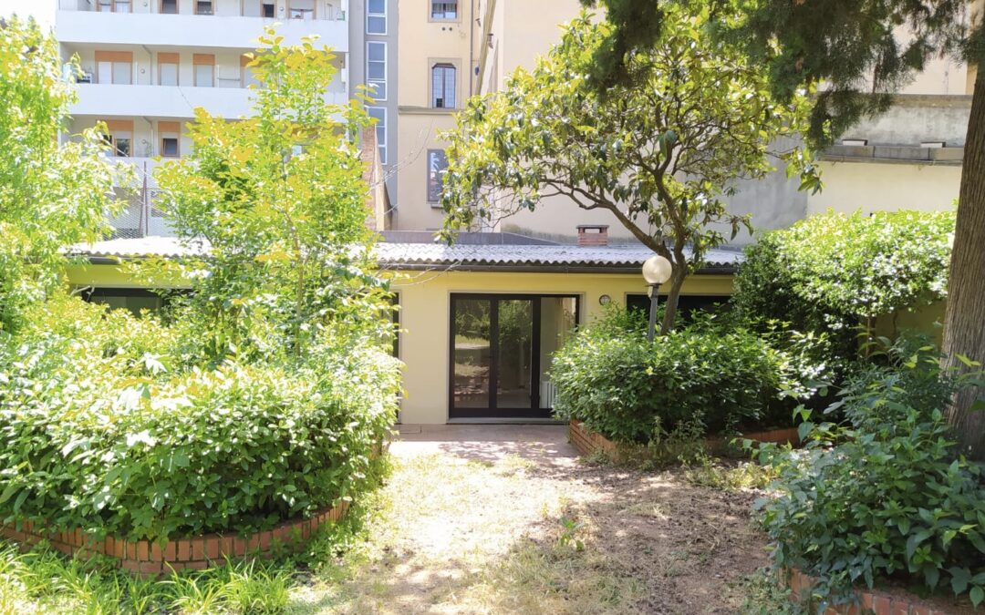 L’ASSOCIAZIONE CAMBIA CASA